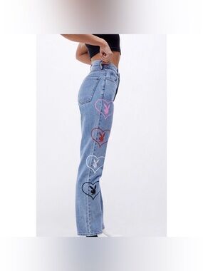 Playboy x PacSun Graphic Heart Straight Leg Jeans Light Wash Size 27 EUC
